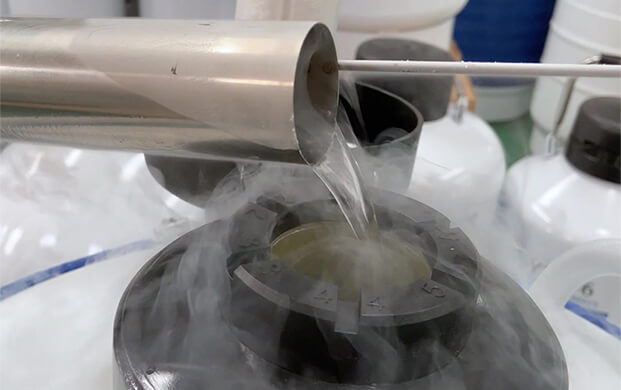 液氮生物罐中液氮含量能低至多少？