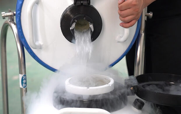 新液氮罐儲存罐需要裝多少液氮預(yù)冷?